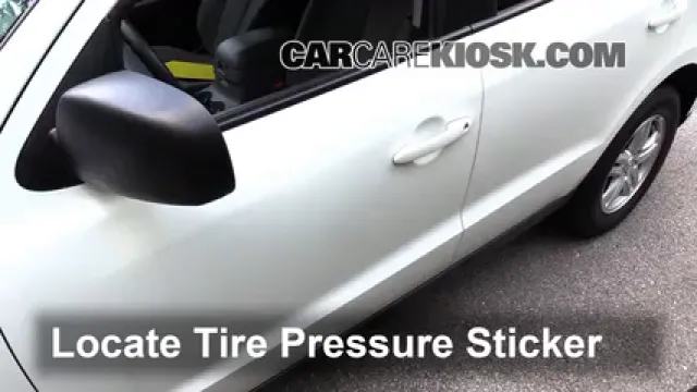 2011 Hyundai Santa Fe GLS 2.4L 4 Cyl. Neumáticos y ruedas Controlar presión de neumáticos